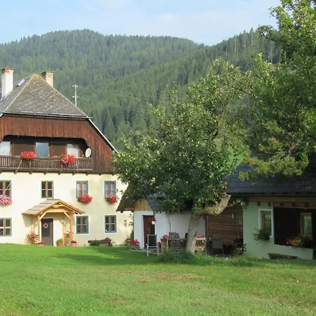 Gebirgshof Salomon Semesterbostad Krakaudorf